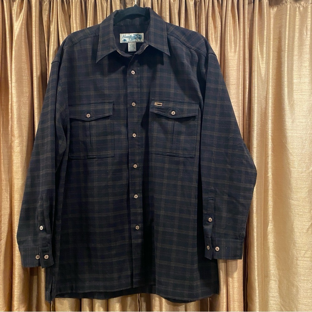 Havana Jack's Cafe Men's Dark Plaid Shirt‎